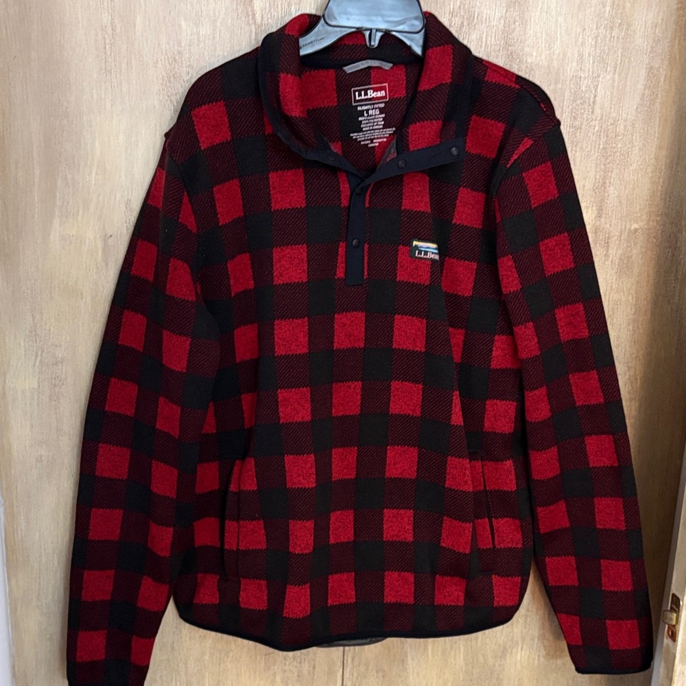 L.L. Bean Red and Black Checkered Fleece  Pullover Mens’s Size Large